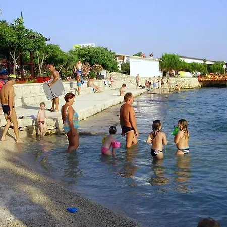 Apartman With Parking Space - 20799 Vir