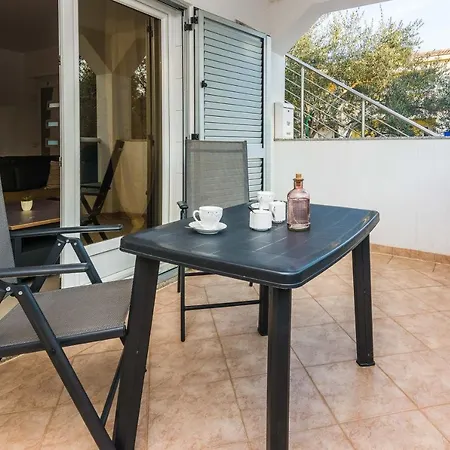 With Parking Space - 20799 Apartment *