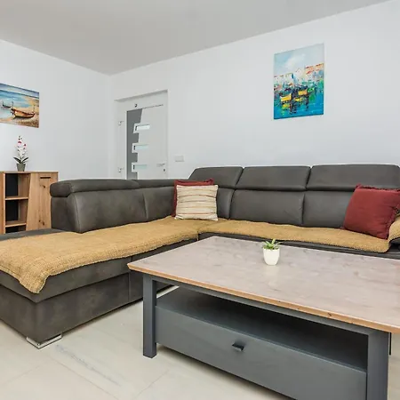 Apartment With A Parking Space - 20799 *