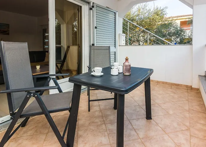 With Parking Space - 20799 Apartment *